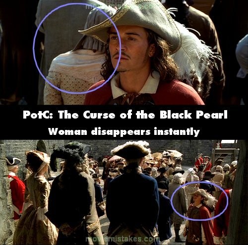 Phim Pirates of the Caribbean: The Curse of the Black Pearl, người đàn bà đội mũ màu xám, quấn khăn màu trắng đứng sau, phía bên phải Will đã biến mất khi nhìn xa